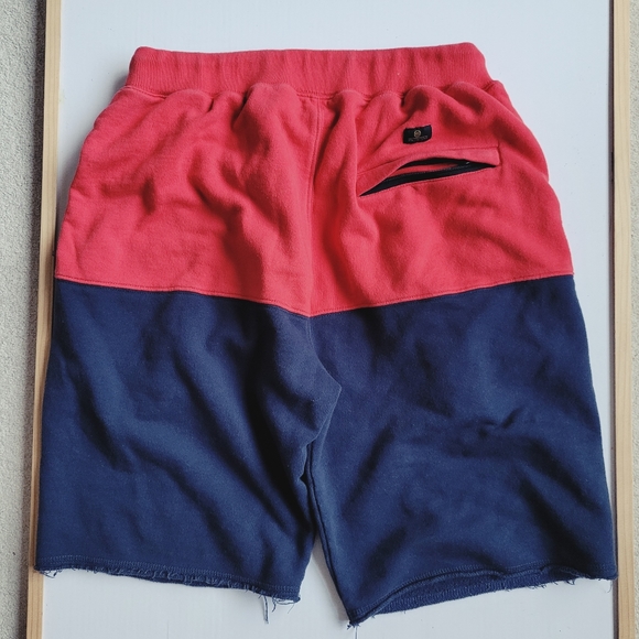 10.Deep Colourblock Fleece Shorts - Picture 2 of 6